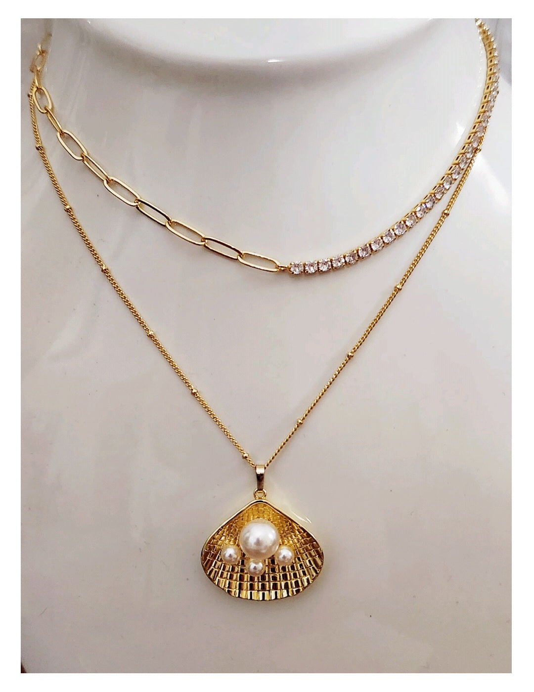 Shell Chain Necklace