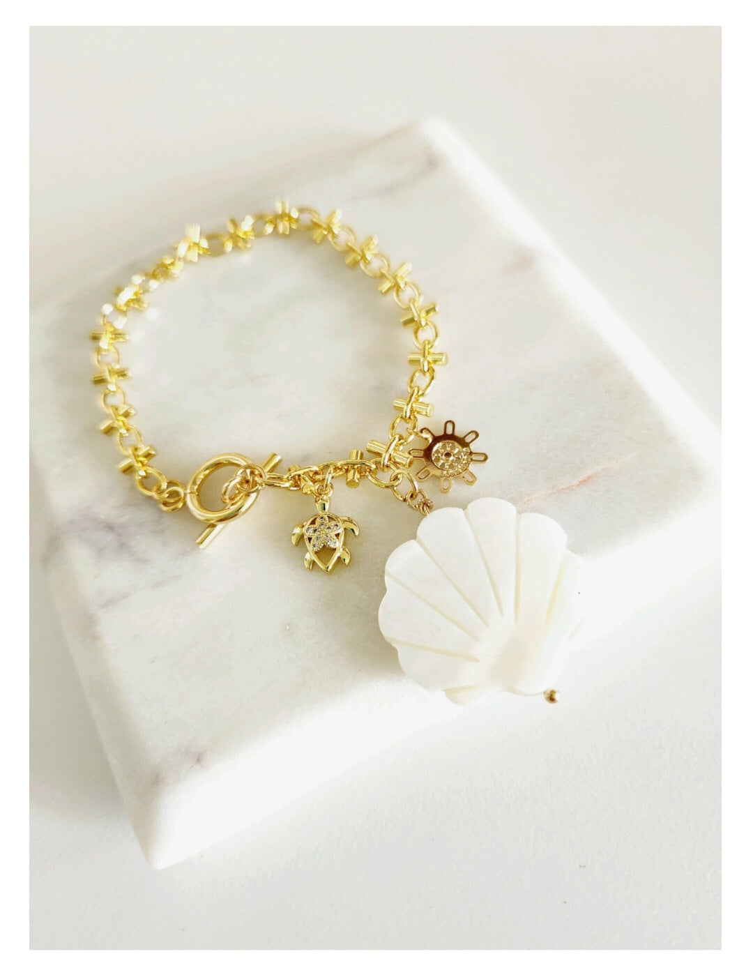 Shelly Bracelet