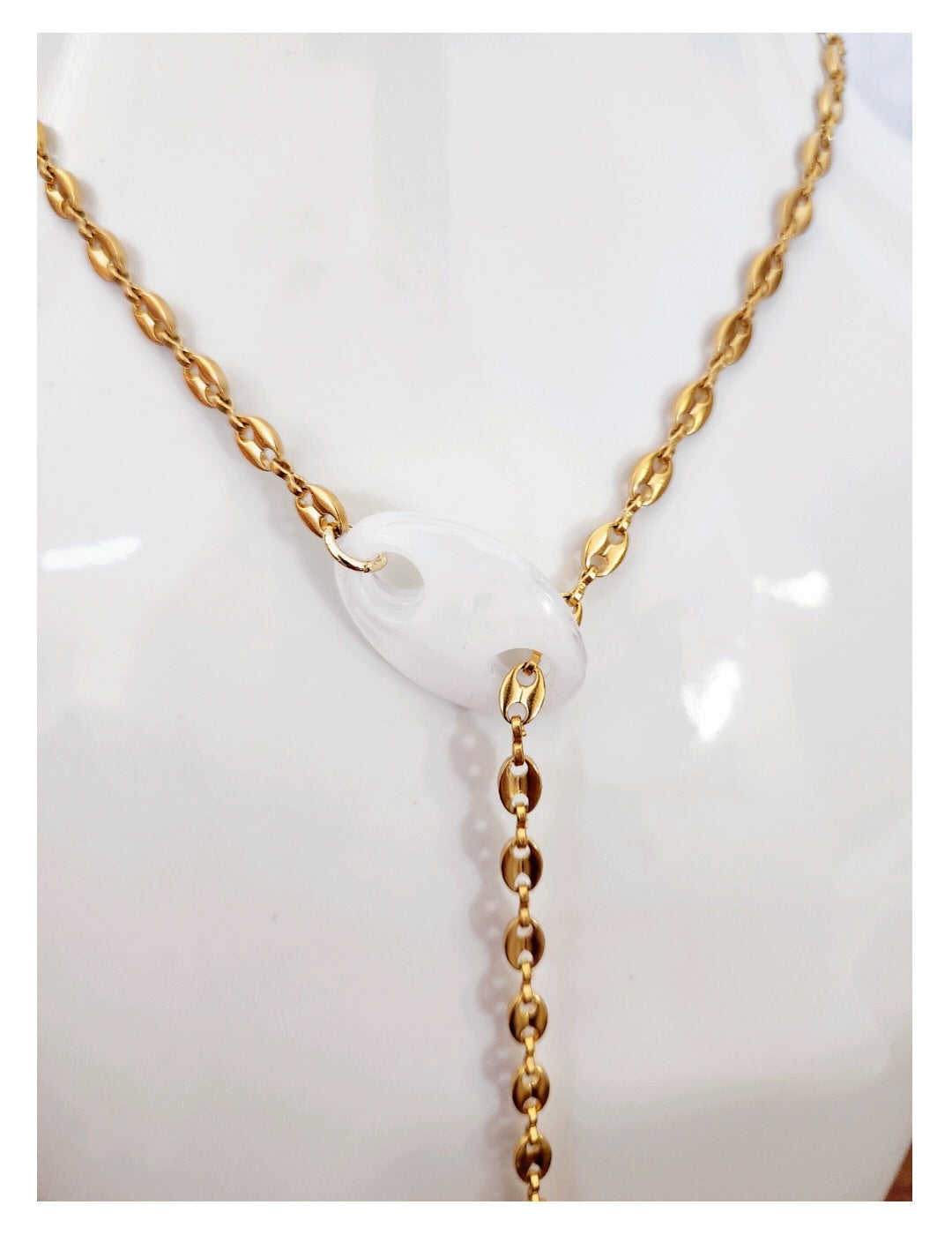 Eli Necklace Gold