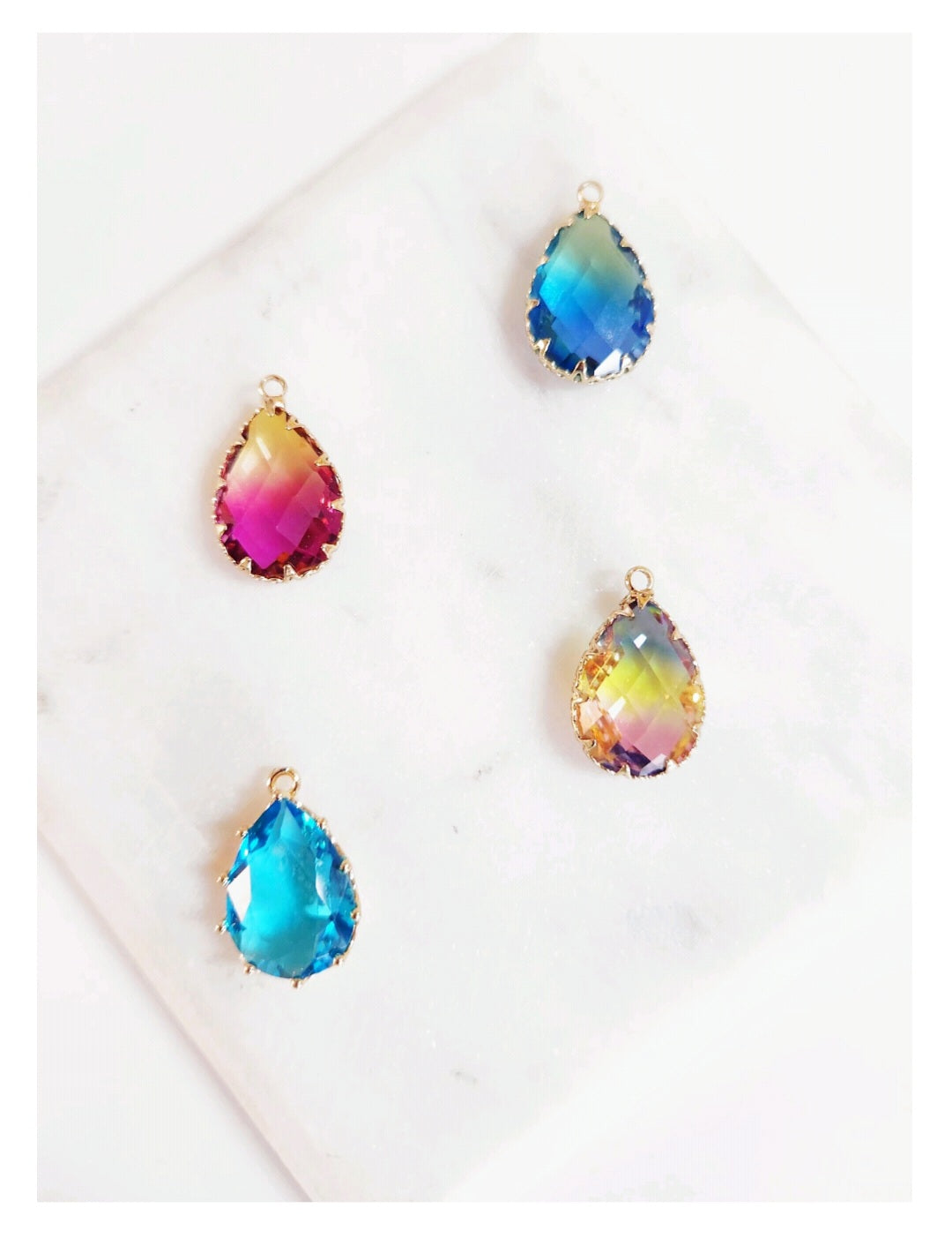 Gemas Charms