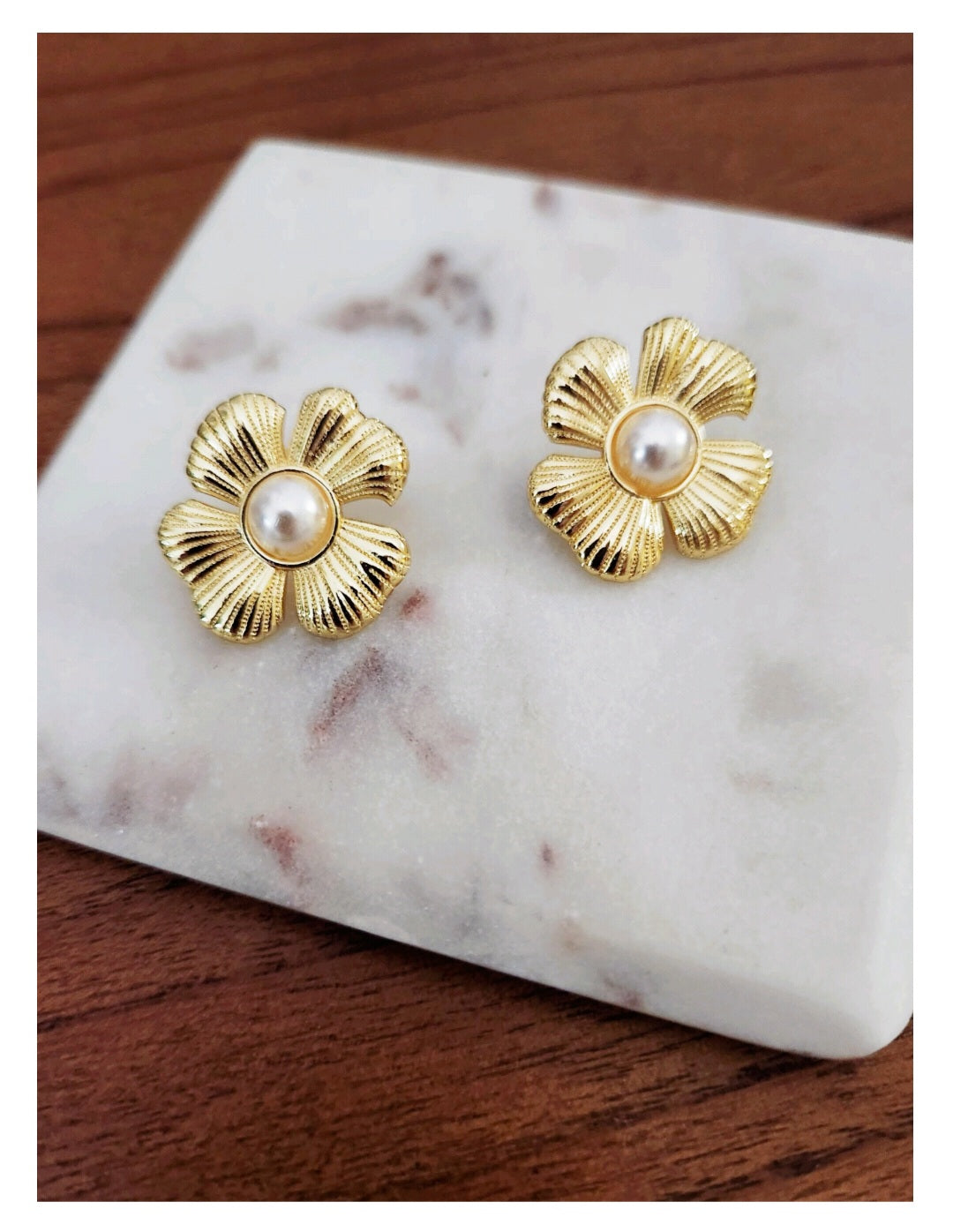 Floripondia Earrings